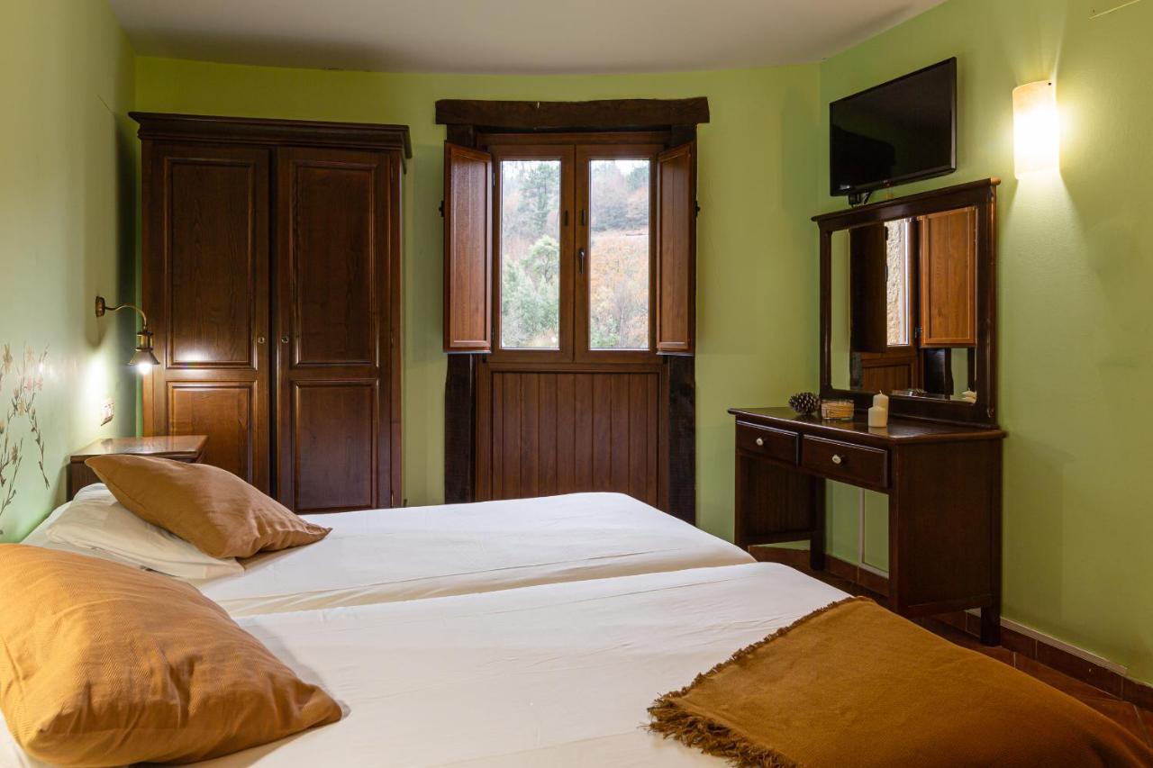 Hotel Balneario Rio Pambre Палас-де-Рей Экстерьер фото